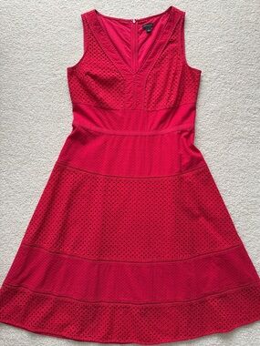 Ann Taylor Red Eyelet V-Neck Fit & Flare Dress Size 8